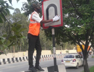 ORRCA Traffic team cleaned the traffic sign boards for better visibility to vehicle drivers.